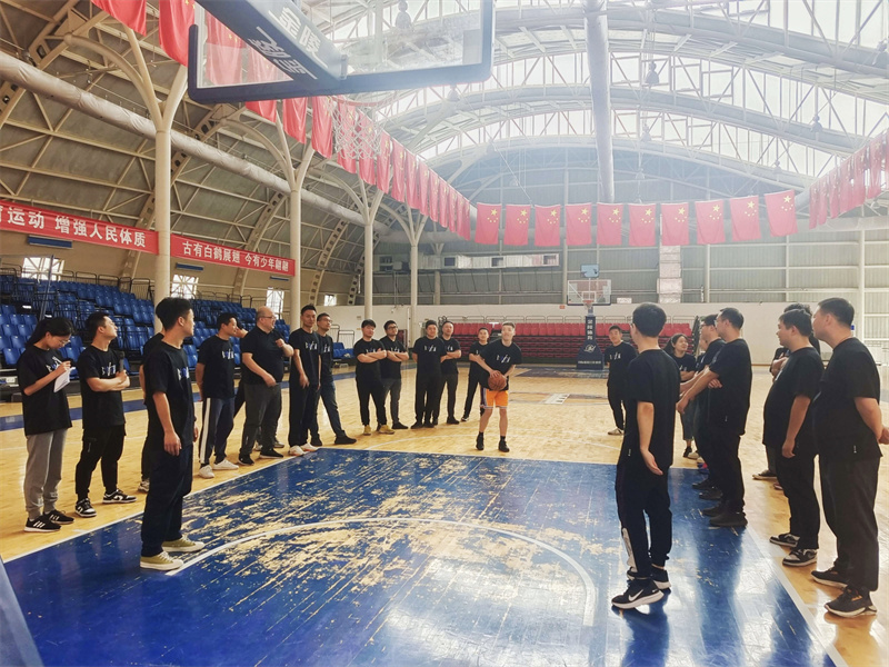 default (2).jpg default (2).jpg